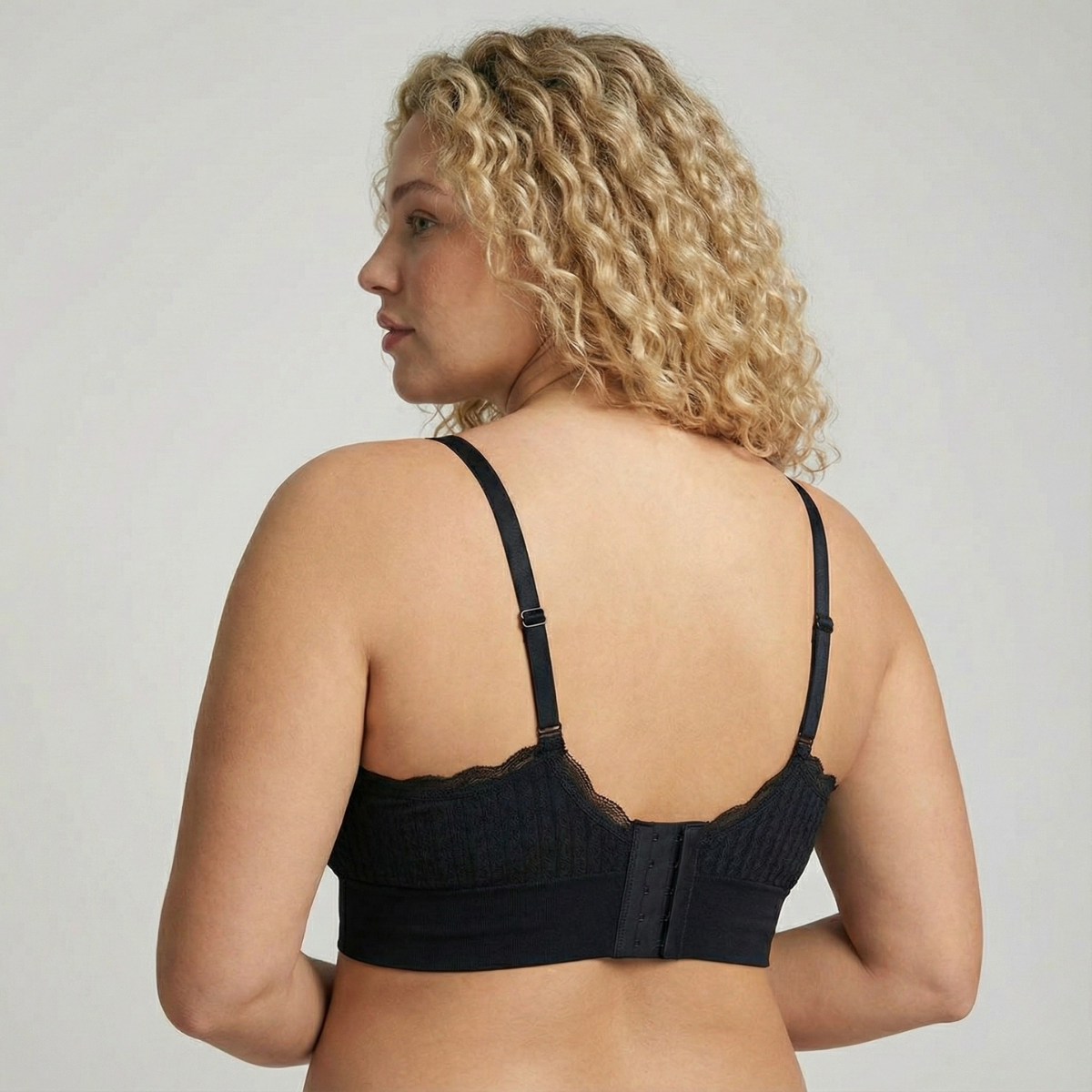 Emma Supportive Moisture-Wicking Bra • Konly™
