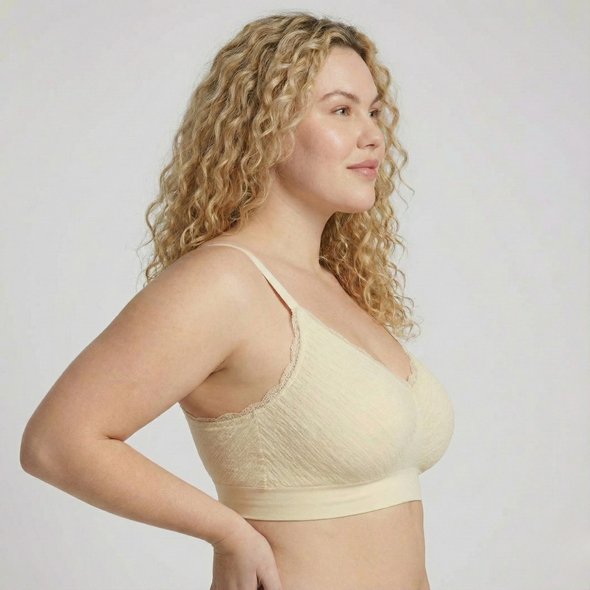 Emma Supportive Moisture-Wicking Bra • Konly™